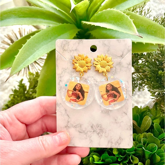 Moana Acrylic Earrings - Picture 3 of 5